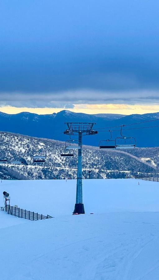 Hotel Ajax Ski Club Mount Buller Esterno foto